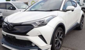 TOYOTA C-HR 2017 中古