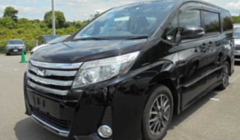 トヨタ ノア TOYOTA NOAH 2017 中古