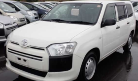 トヨタサクシード TOYOTA SUCCEED 2017 中古