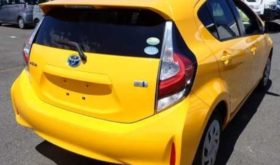 トヨタ アクア TOYOTA AQUA 2019 中古