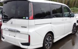 ホンダ ステップワゴンスパーダ　中古