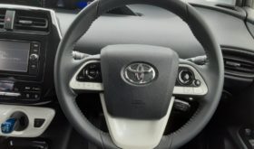 トヨタプリウス 2018 中古