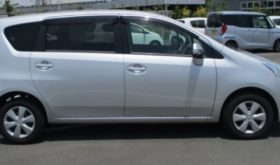 TOYOTA PASSO SETTE 2009 中古