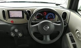 日産キューブ　NISSAN CUBE 2015 中古