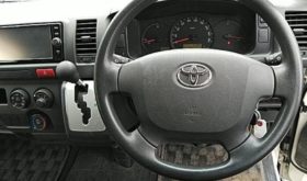 TOYOTA REGIUS ACE 2017 中古