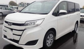 トヨタ ノア TOYOTA NOAH 2019 中古