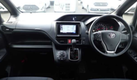 トヨタ ヴォクシー TOYOTA VOXY 2017 中古