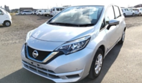 日産ノート NISSAN NOTE 2019 中古