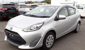 トヨタ アクア  TOYOTA AQUA 2018 中古