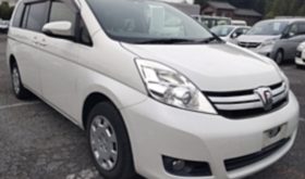 TOYOTA ISIS 2016 中古
