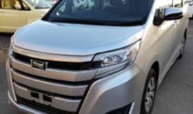 トヨタノア TOYOTA NOAH 2017 中古