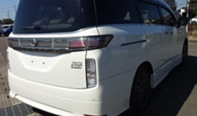 日産エルグランド NISSAN ELGRAND 2017 中古