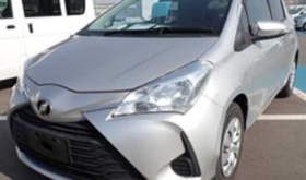 トヨタ ヴィッツ TOYOTA VITZ 2017 中古
