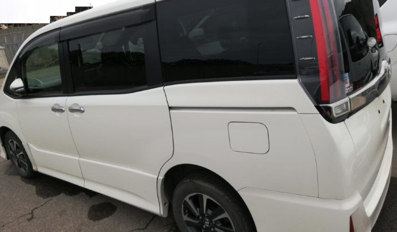 トヨタノア TOYOTA NOAH 2018 中古