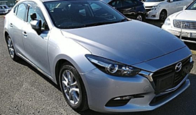 マツダ アクセラ MAZDA AXELA 2016 中古