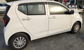 ダイハツ ミラ E:S DAIHATSU MIRA E: S 2018 中古