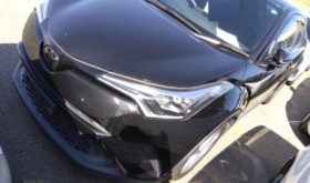 トヨタCHR TOYOTA C-HR 2020 中古