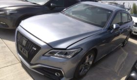トヨタクラウン TOYOTA CROWN 2018 中古