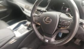 レクサス LEXUS LS500h 2018 中古
