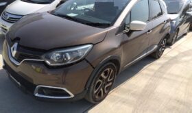 ルノー キャプチャー RENAULT CAPTUR 2014 中古
